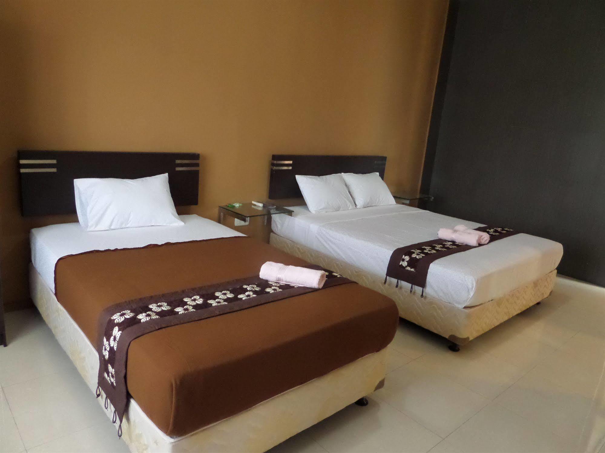 Oyo 201 Emdi House Timoho Hotel Yogyakarta Exterior foto