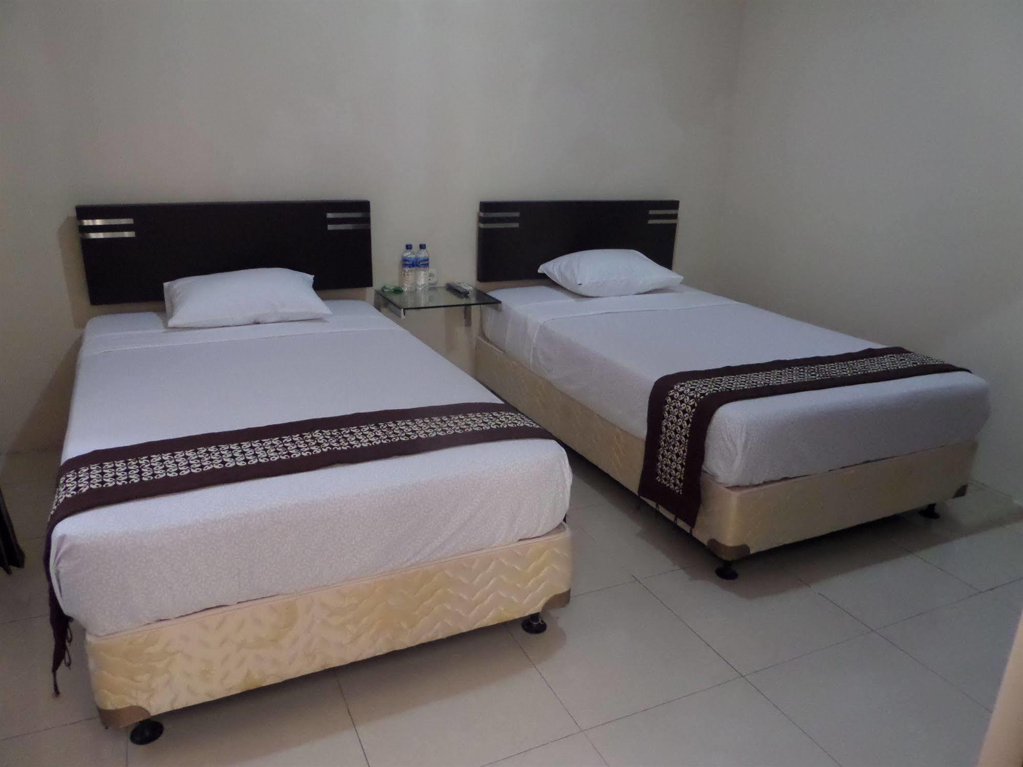 Oyo 201 Emdi House Timoho Hotel Yogyakarta Exterior foto