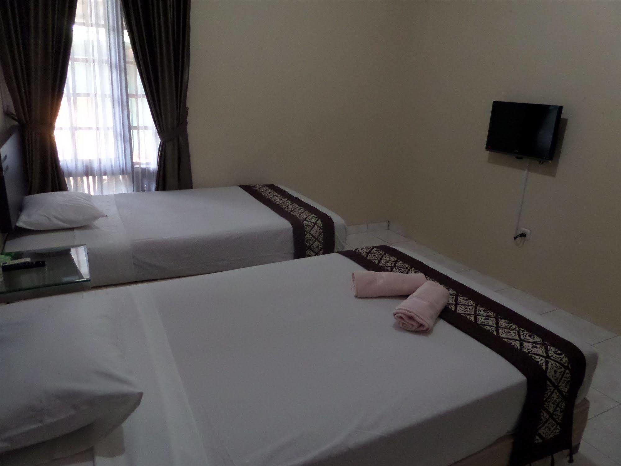 Oyo 201 Emdi House Timoho Hotel Yogyakarta Exterior foto