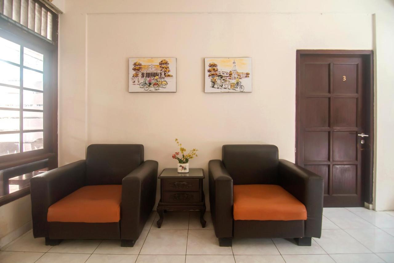 Oyo 201 Emdi House Timoho Hotel Yogyakarta Exterior foto